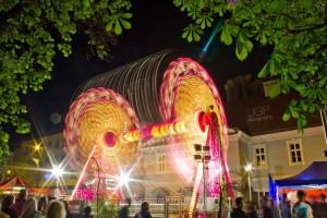 'Top Spin' Carnival ride